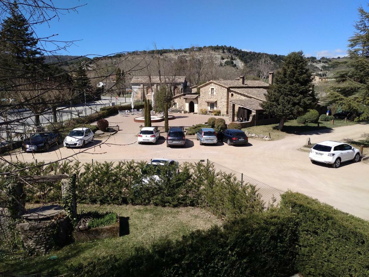 Апартаменты Torre De La Ferreria Tona Экстерьер фото